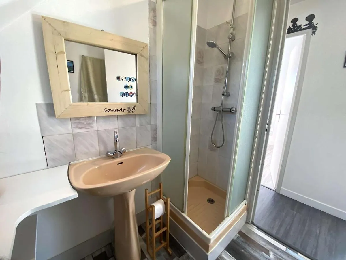 Holiday home Maison Conviviale Avec Jardin, Proche Plage Du Treustel, Combrit - Fr-1-481-131 Villa